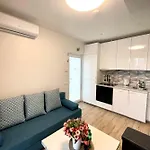 Cozy Vaivorykstes Апартаменты *